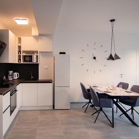 Apartman Xenna Rijeka Exterior foto