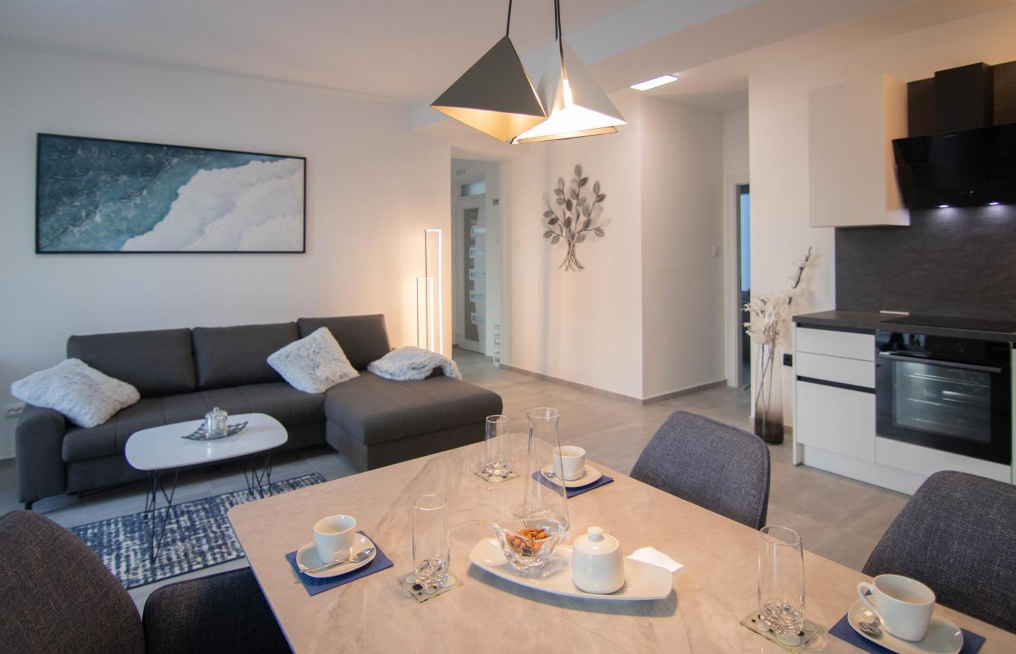 Apartman Xenna Rijeka Exterior foto